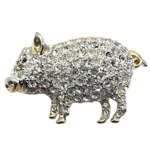 Rhinestone Pig Brooch Pin animal jewelry green eye whimsy farm country READ